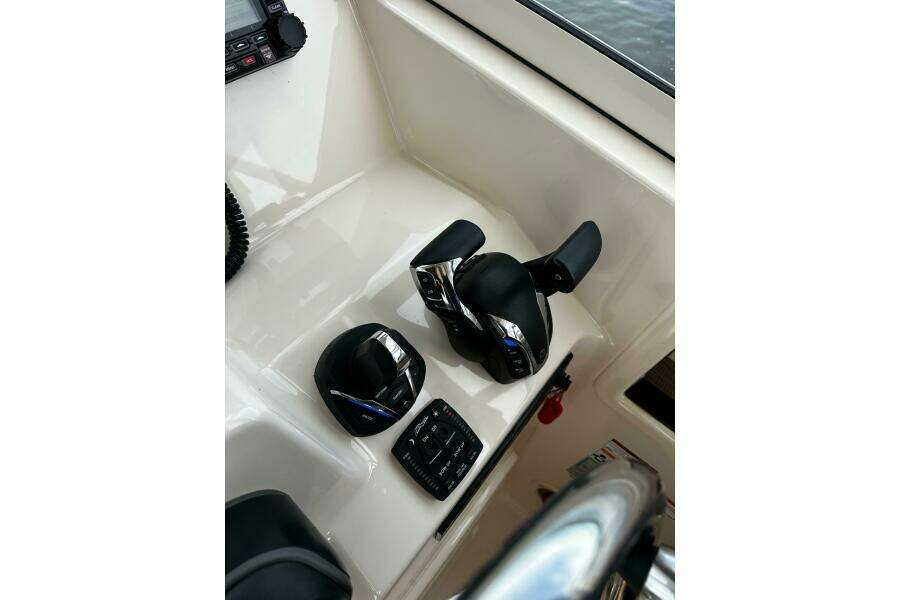 30ft Grady White Yacht For Sale