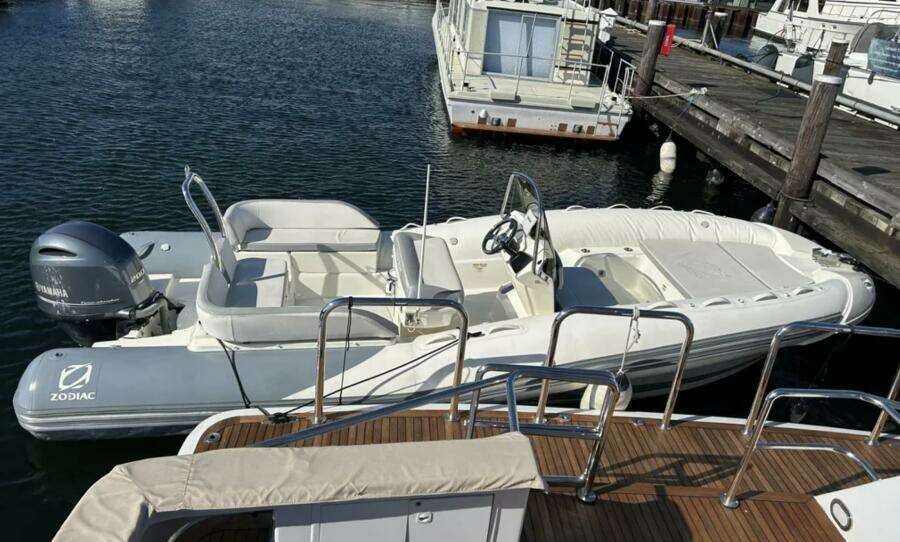 22ft Zodiac Yacht For Sale