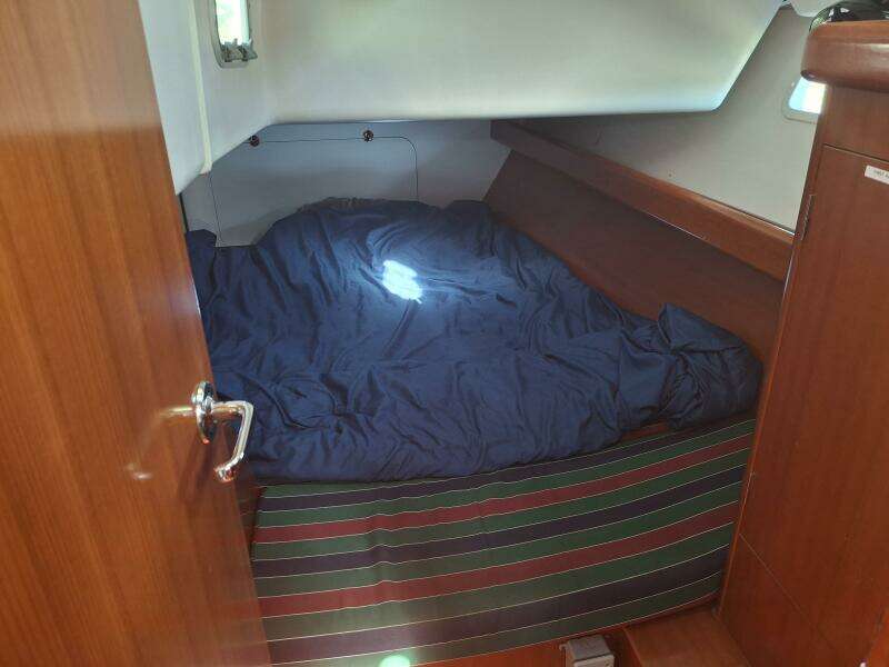H2O Bungalow 39ft Beneteau Yacht For Sale