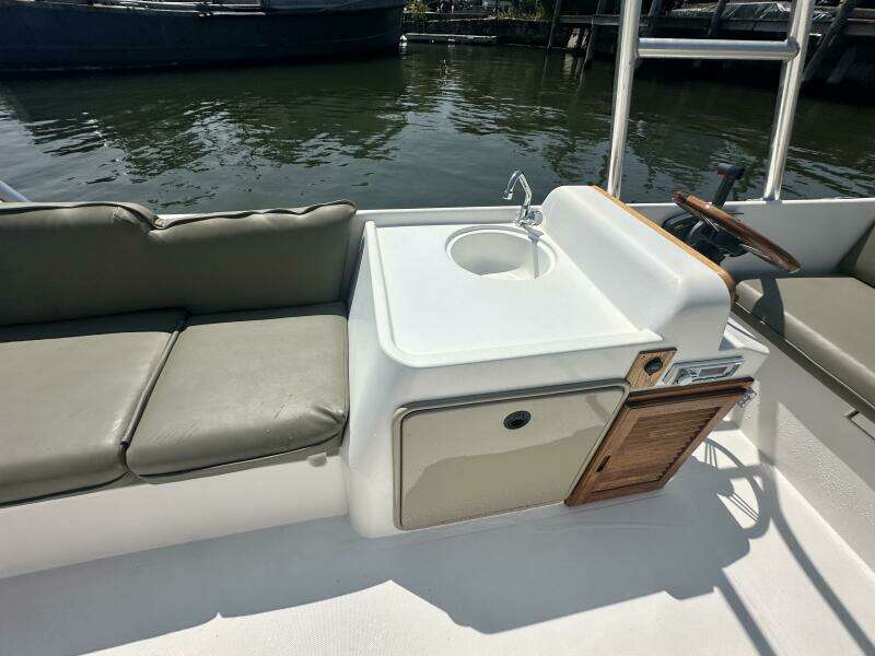 VISION 2 24ft Custom Yacht For Sale