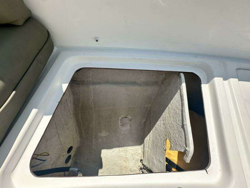 VISION 2 24ft Custom Yacht For Sale