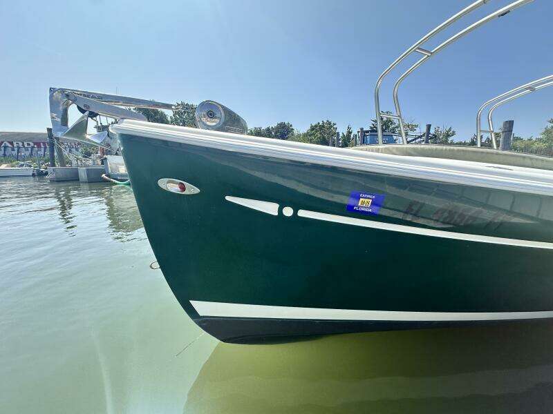 VISION 2 24ft Custom Yacht For Sale