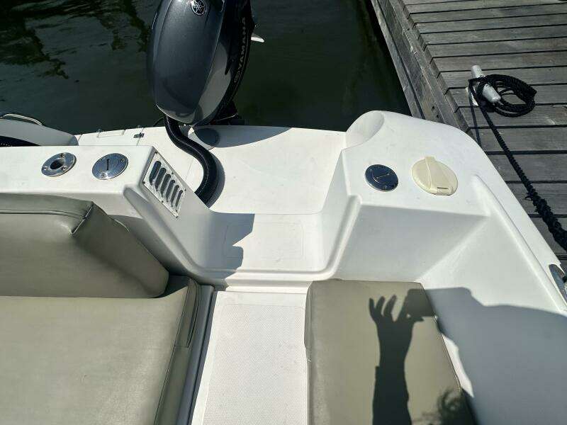 VISION 2 24ft Custom Yacht For Sale