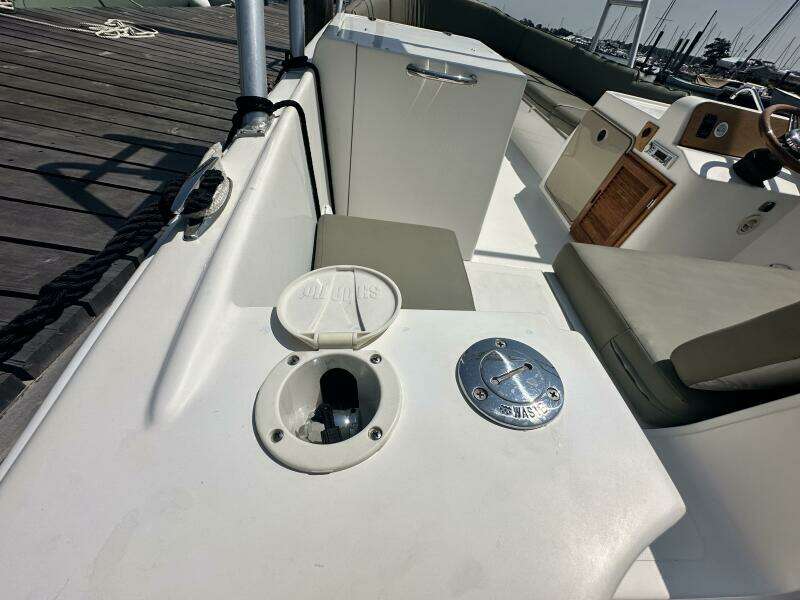 VISION 2 24ft Custom Yacht For Sale