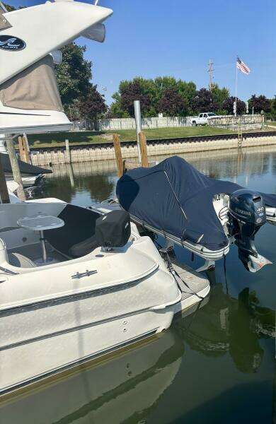 40ft Sea Ray Yacht For Sale