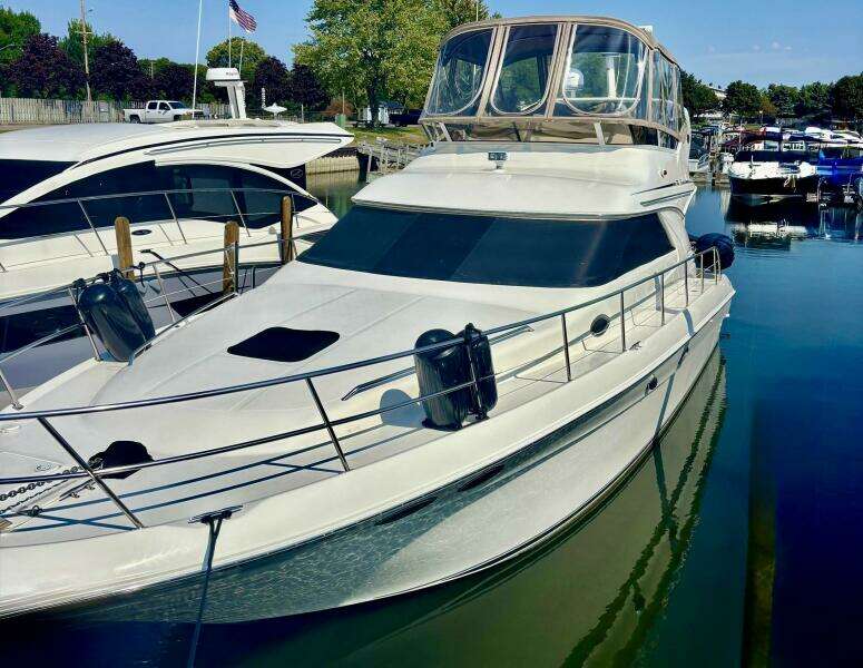 40ft Sea Ray Yacht For Sale