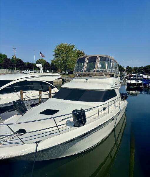 40ft Sea Ray Yacht For Sale