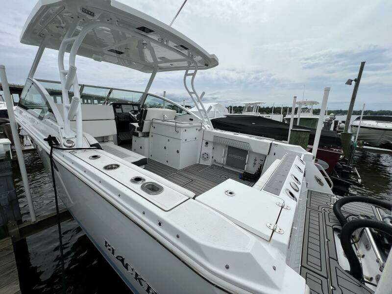 No Name  27ft Blackfin Yacht For Sale