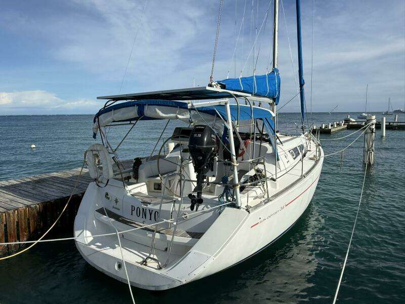 Ponyo 36ft Jeanneau Yacht For Sale
