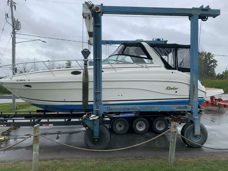 34ft Rinker Yacht For Sale