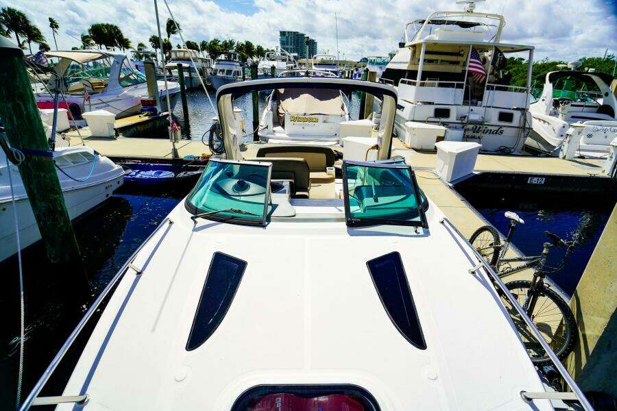 26ft Sea Ray Yacht For Sale
