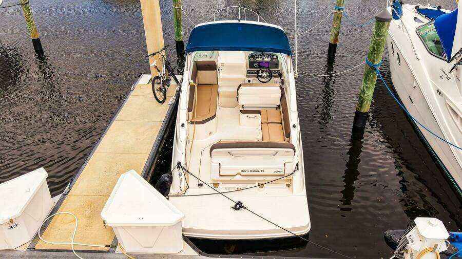 26ft Sea Ray Yacht For Sale