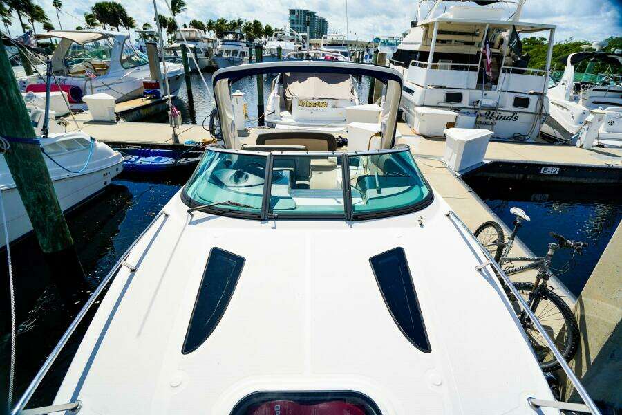 26ft Sea Ray Yacht For Sale
