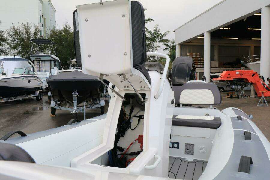 11ft Highfield Yacht For Sale