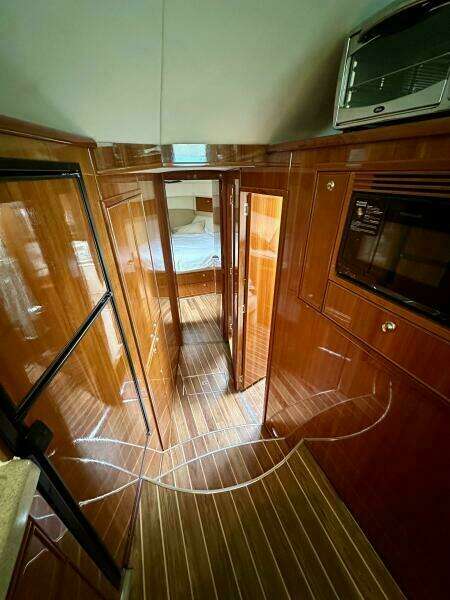 Golden Rule 42ft Riviera Yacht For Sale