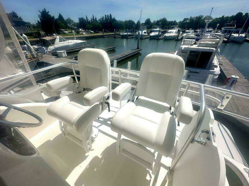 Golden Rule 42ft Riviera Yacht For Sale
