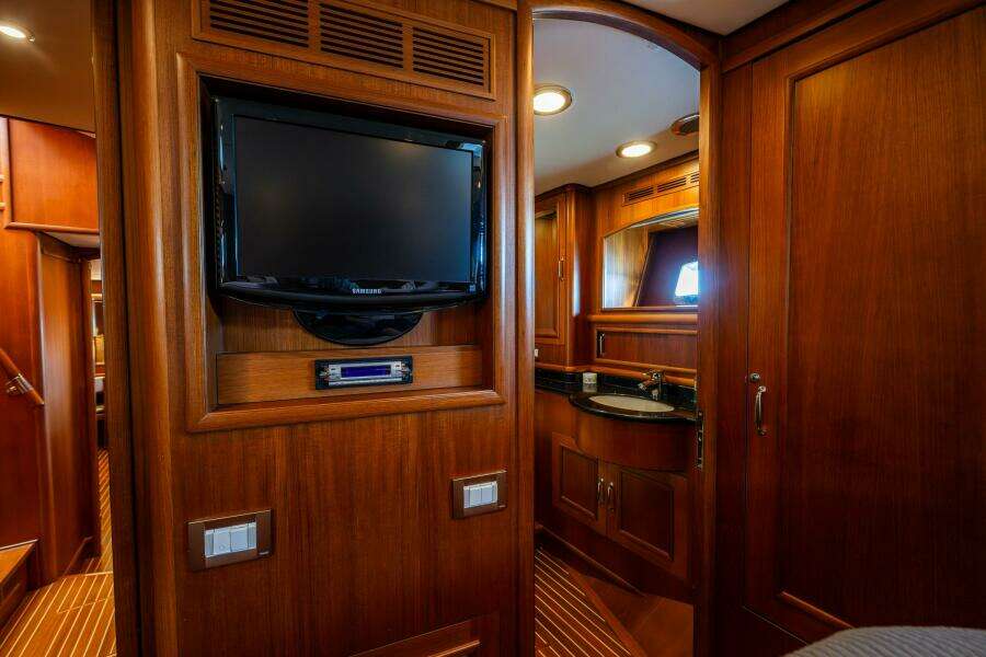 GRAND FINALE 59ft Grand Banks Yacht For Sale