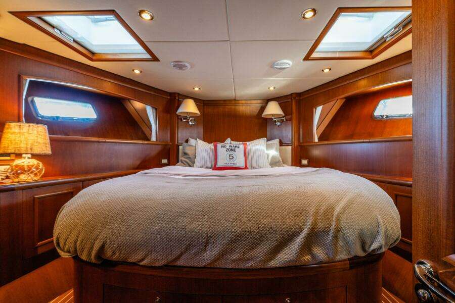 GRAND FINALE 59ft Grand Banks Yacht For Sale