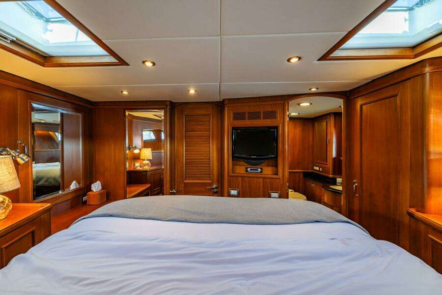 GRAND FINALE 59ft Grand Banks Yacht For Sale