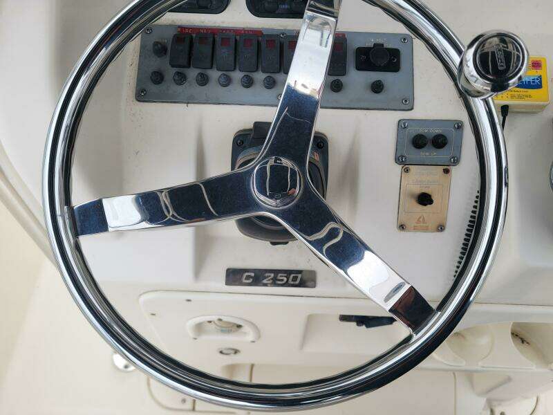Blue Moon 25ft Pursuit Yacht For Sale