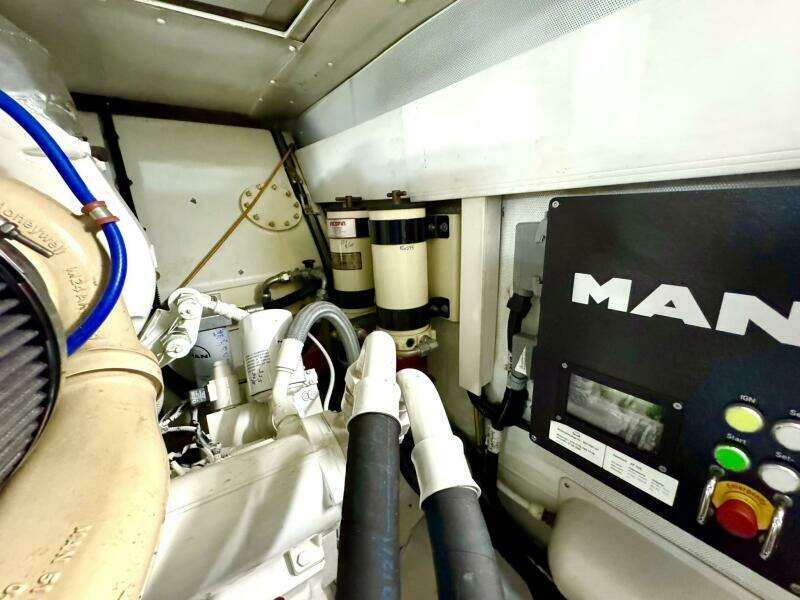 2019 Azimut 55 - Engine Room 2019 Azimut 55 - Engine Room