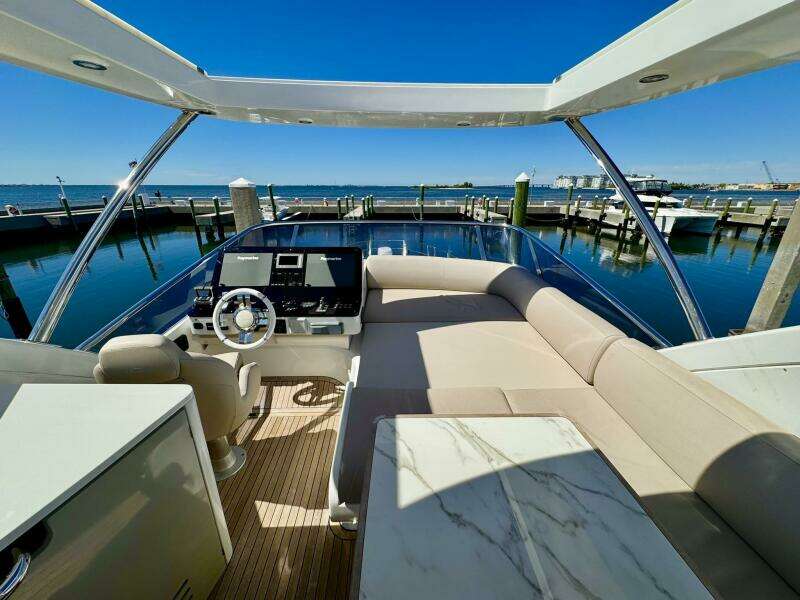 2019 Azimut 55 - Flybridge  2019 Azimut 55 - Flybridge