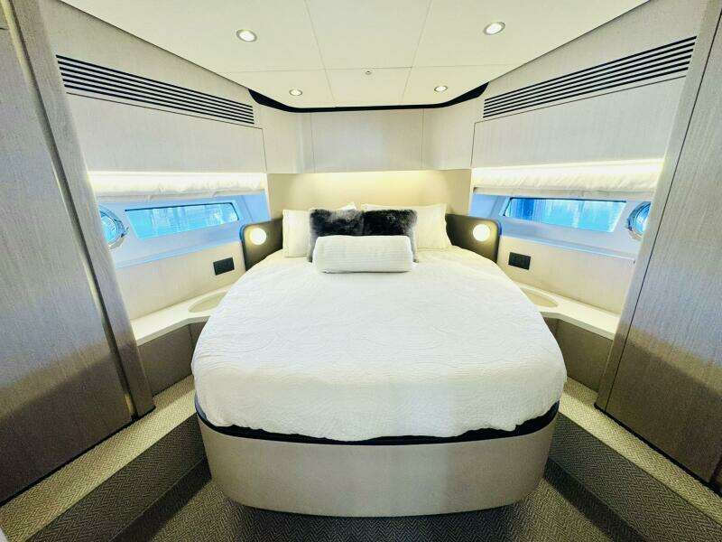 2019 Azimut 55 - Guest VIP Stateroom 2019 Azimut 55 - Guest VIP Stateroom