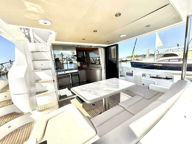 2019 Azimut 55 - Aft Deck  2019 Azimut 55 - Aft Deck