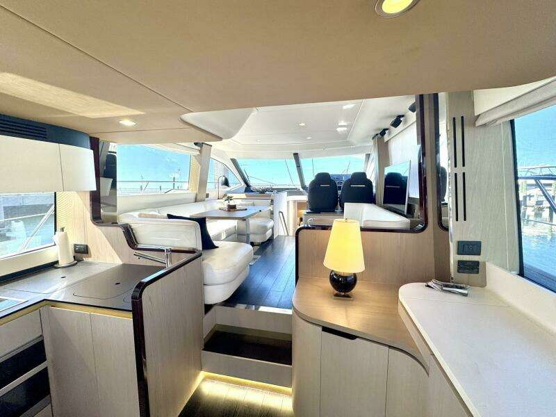 2019 Azimut 55 - Salon 2019 Azimut 55 - Salon