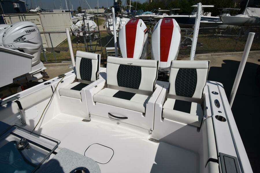 2024 Tidewater 3100 Carolina Bay  2024 Tidewater 3100 Carolina Bay