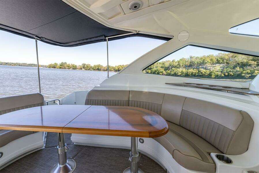 Port cockpit