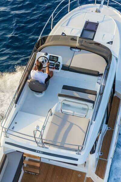 34ft Jeanneau Yacht For Sale