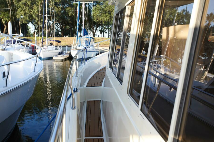 2006 Mainship 400