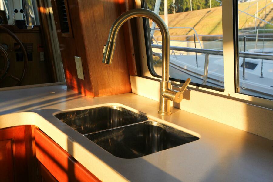2006 Mainship 400