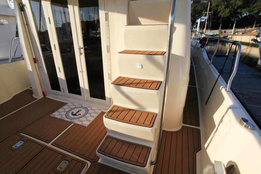 2006 Mainship 400
