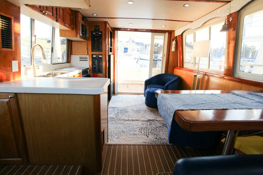 2006 Mainship 400