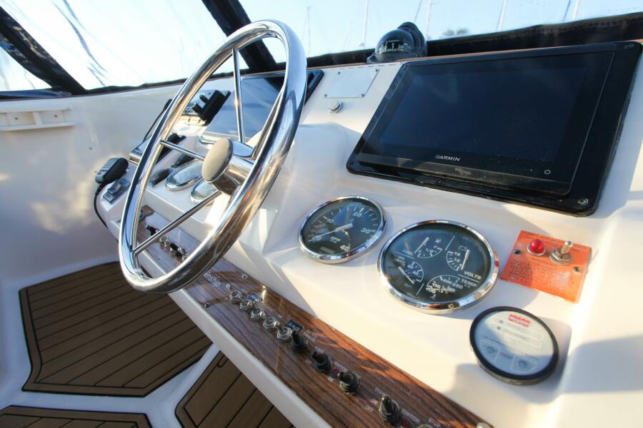 2006 Mainship 400