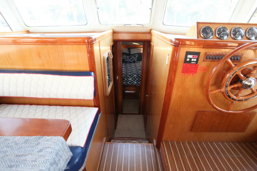 2006 Mainship 400