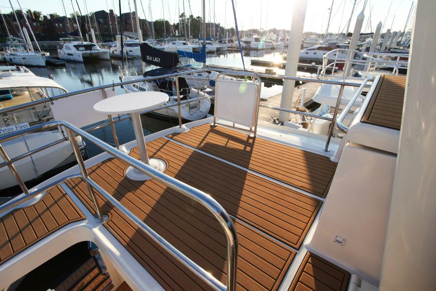 2006 Mainship 400