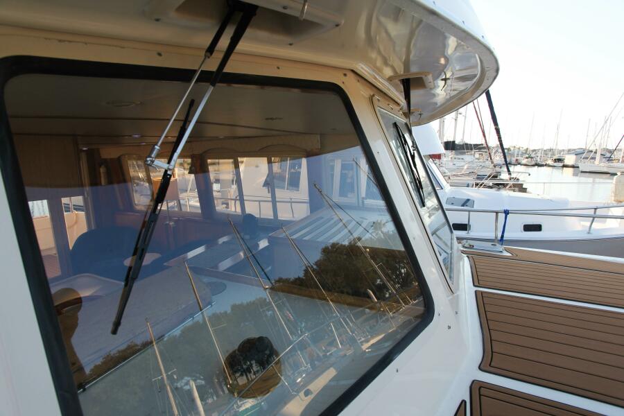 2006 Mainship 400