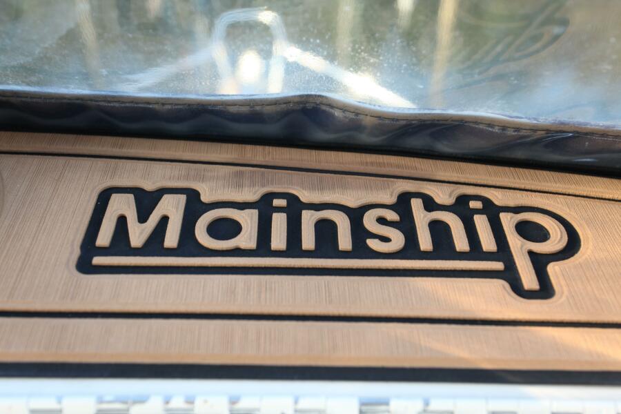 2006 Mainship 400