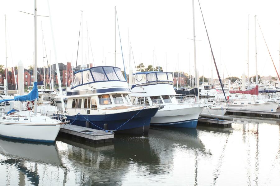 2006 Mainship 400
