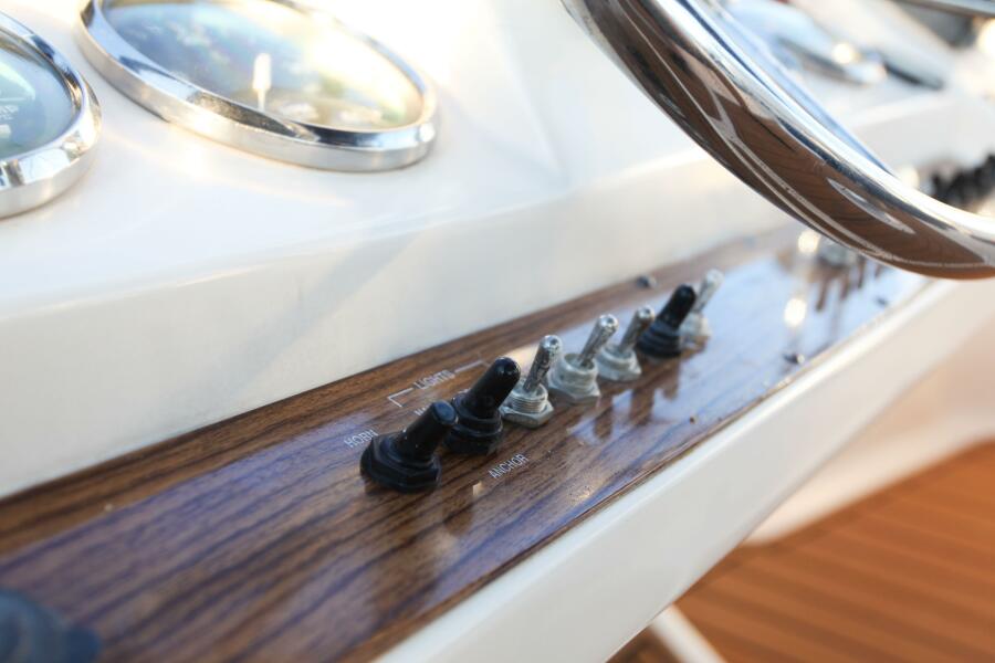 2006 Mainship 400