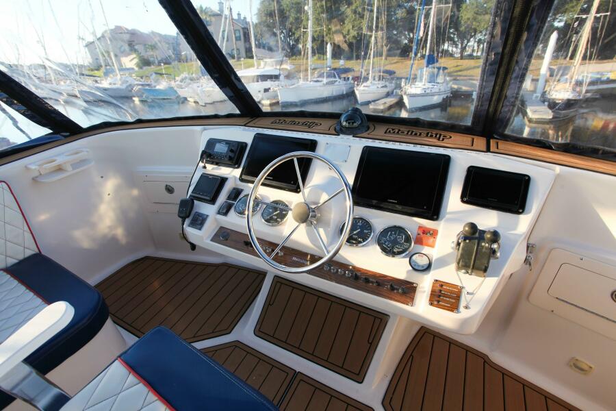 2006 Mainship 400