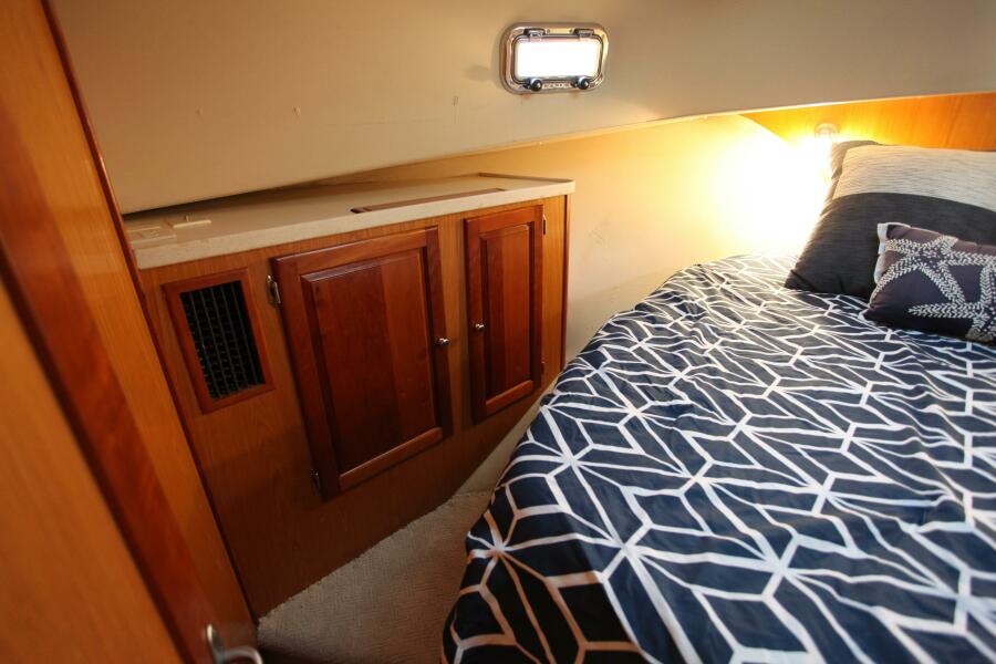 2006 Mainship 400