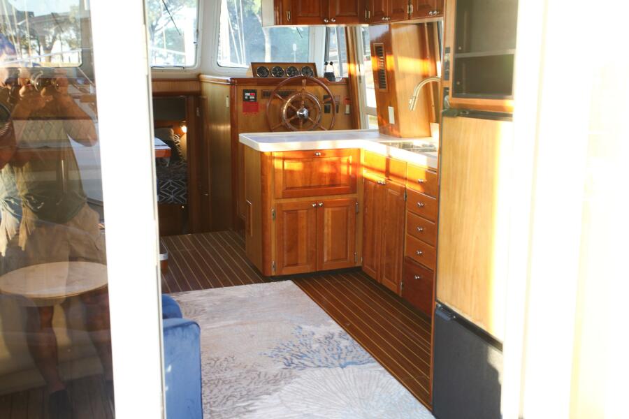 2006 Mainship 400