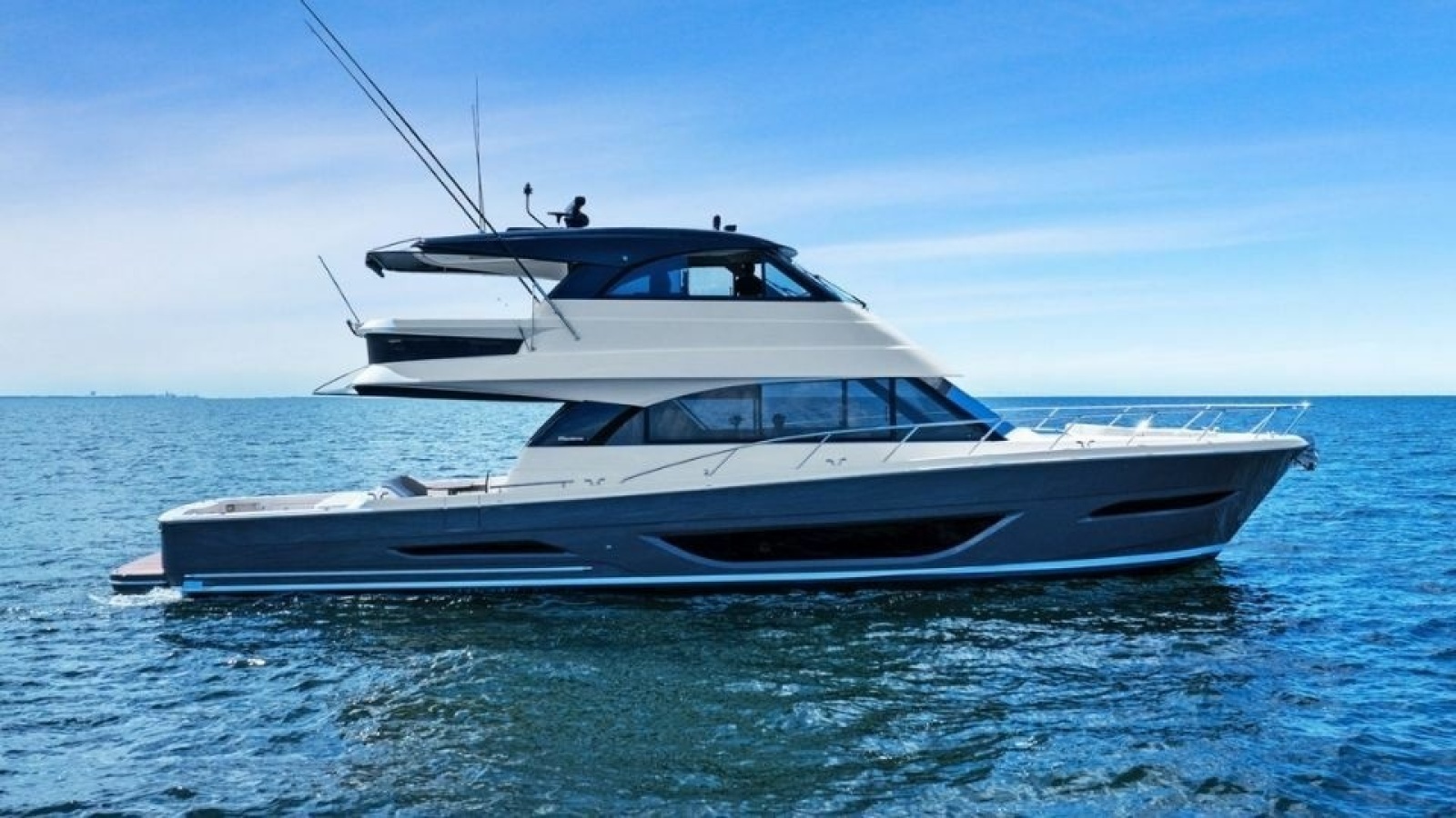 2025 Maritimo M600 - Profile