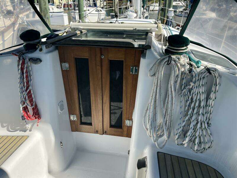 Dream 33ft Beneteau Yacht For Sale Dream 33ft Beneteau Yacht For Sale