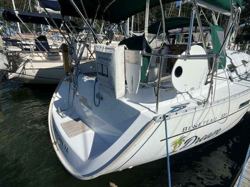 Dream 33ft Beneteau Yacht For Sale Dream 33ft Beneteau Yacht For Sale