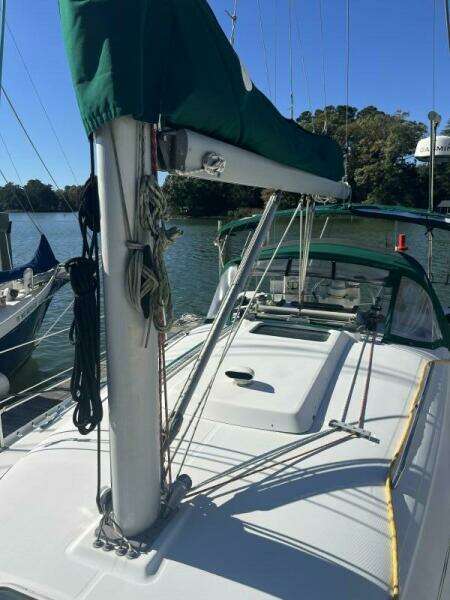 Dream 33ft Beneteau Yacht For Sale Dream 33ft Beneteau Yacht For Sale